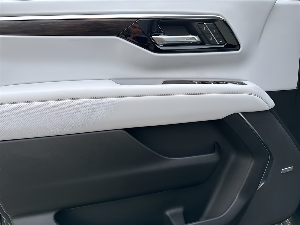 2025 Chevrolet Suburban