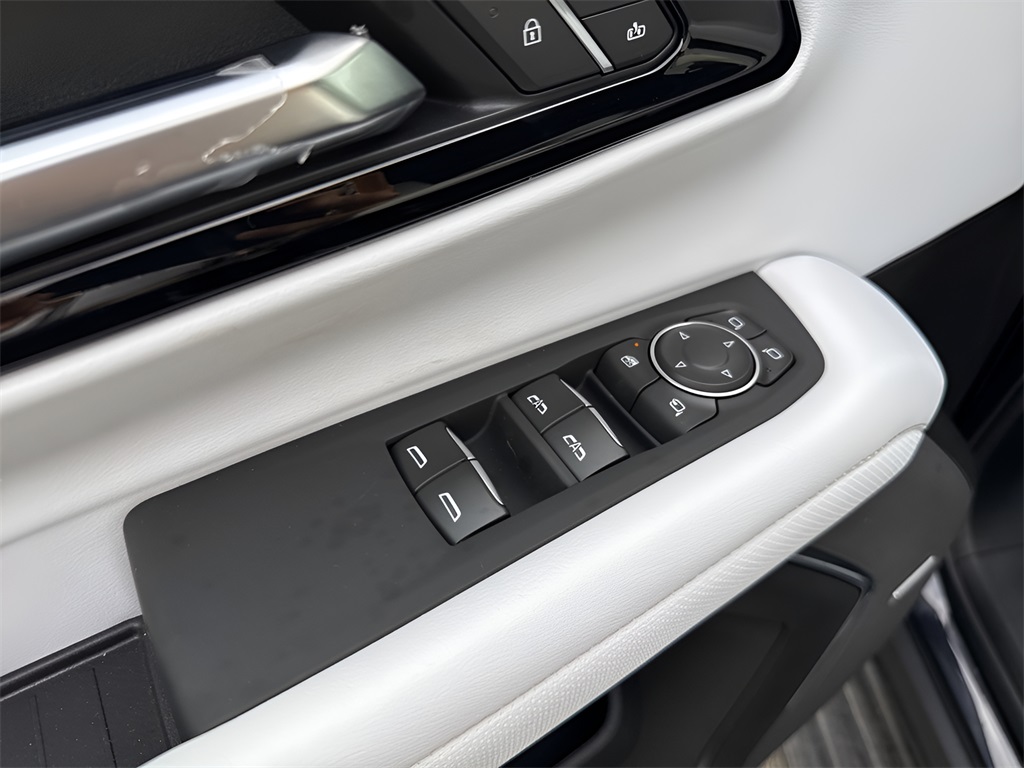 2025 Chevrolet Suburban