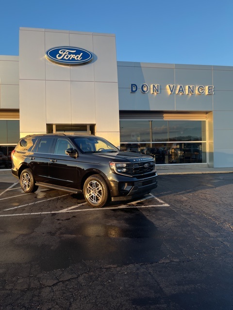 2025 Ford Expedition Active 4WD