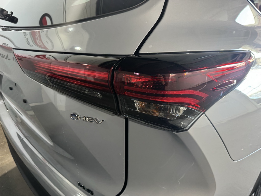 Thumbnail: 2025 Toyota Highlander - 19