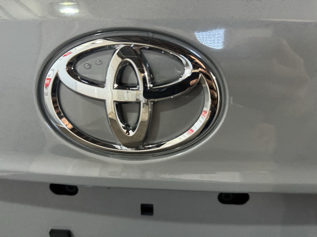 Thumbnail: 2025 Toyota Highlander - 25