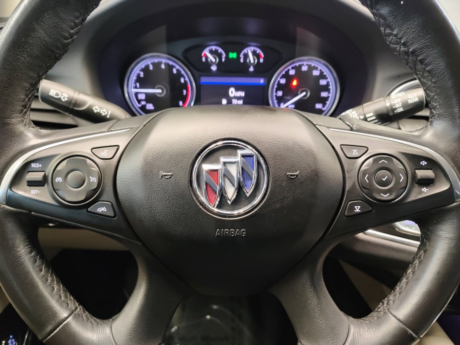 Used Car 2020 Buick Enclave  Essence For Sale Under $25,000 In San Antonio, Texas