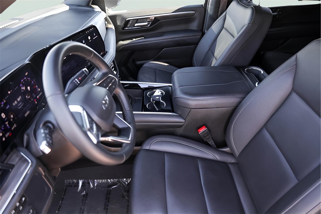 Used Car 2025 Chevrolet Suburban  Z71 For Sale Under $80,000 In Austin, Texas