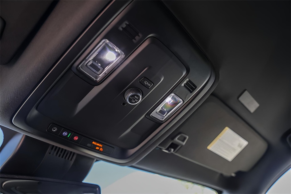 Used Car 2025 Chevrolet Suburban  Z71 For Sale Under $80,000 In Austin, Texas