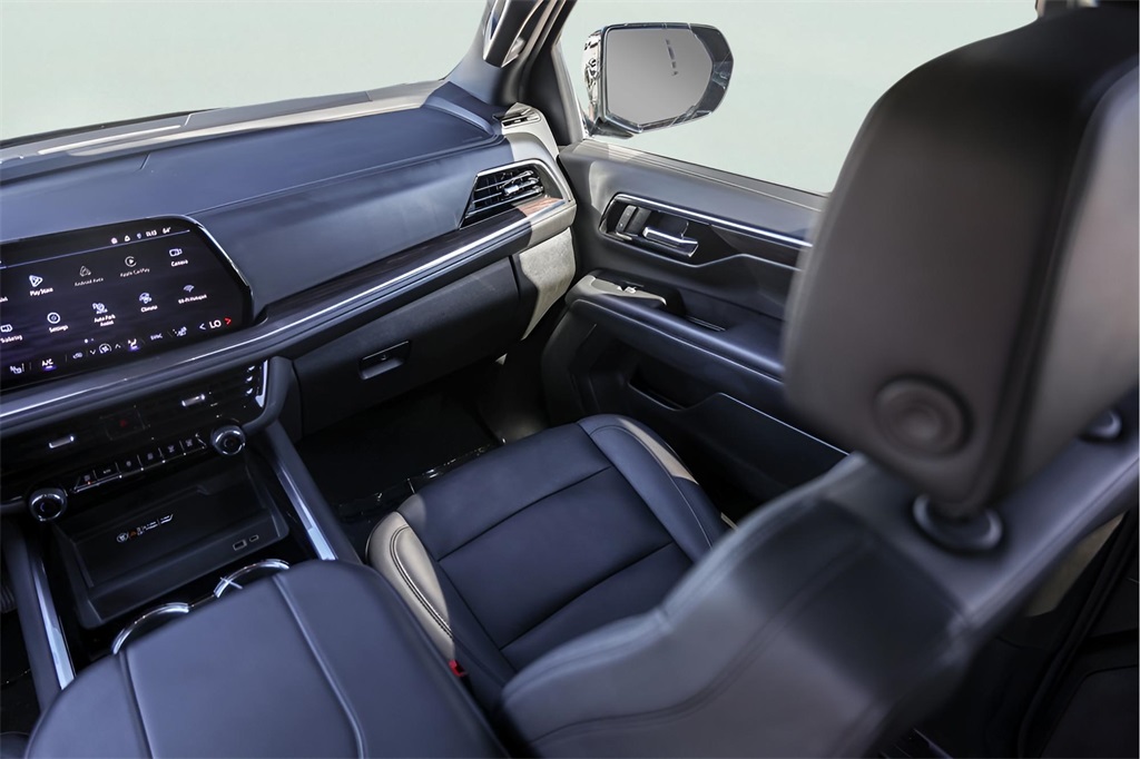 Used Car 2025 Chevrolet Suburban  Z71 For Sale Under $80,000 In Austin, Texas