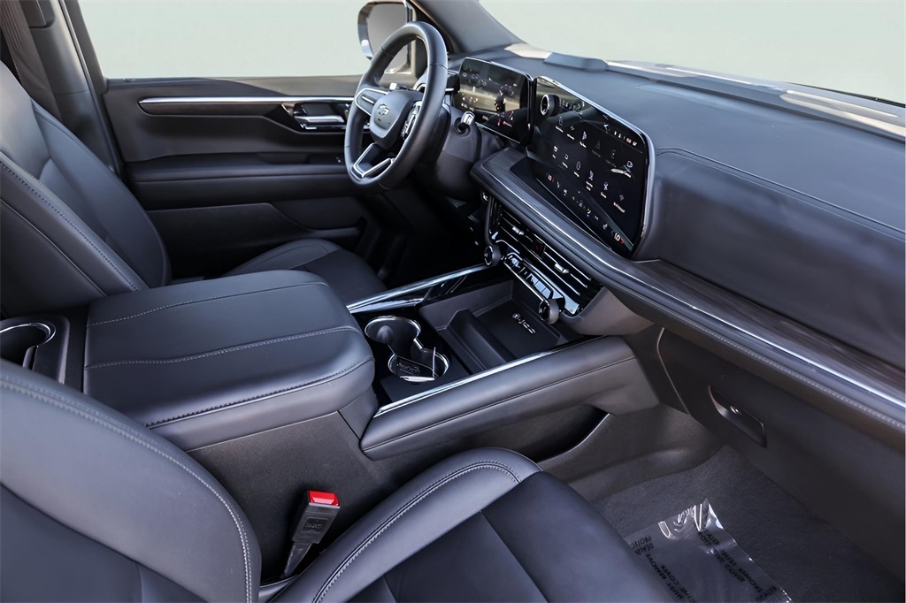 Used Car 2025 Chevrolet Suburban  Z71 For Sale Under $80,000 In Austin, Texas