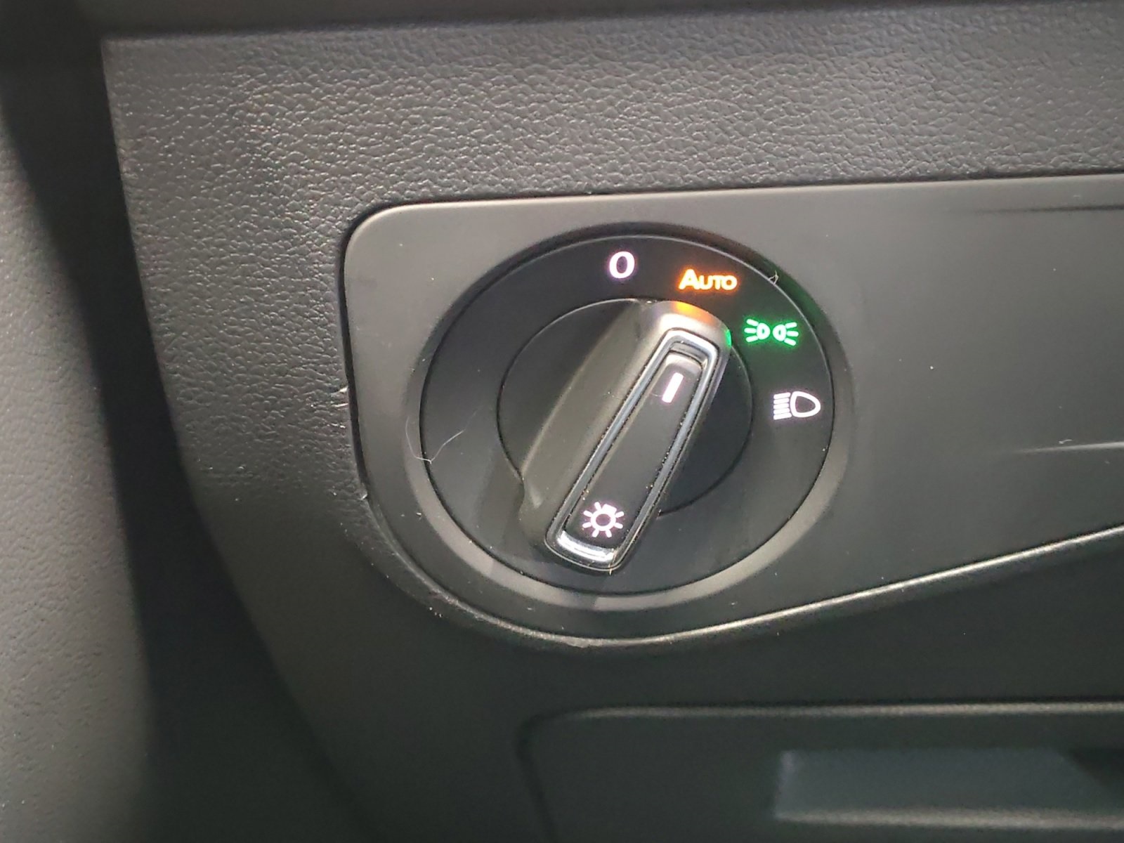 Used Car 2018 Volkswagen Tiguan  For Sale Under $12,000 In San Antonio, Texas