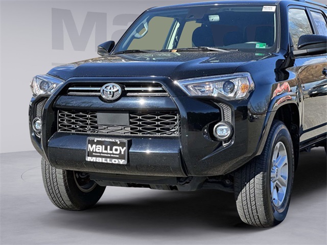 2024 Toyota 4Runner SR5 4WD