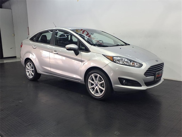2019 Ford Fiesta SE - 2