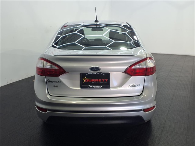 2019 Ford Fiesta SE - 7