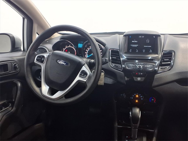 2019 Ford Fiesta SE - 8