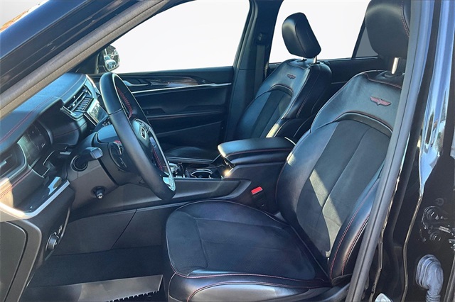 Used 2022 Jeep Grand Cherokee For Sale in Gloucester, MA