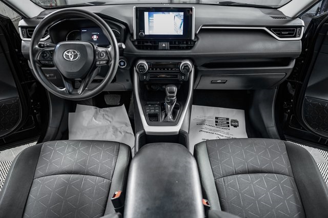 ToyotaRAV419