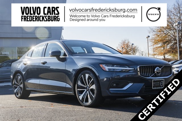 2023 Volvo S60 B5 Ultimate Bright Theme AWD