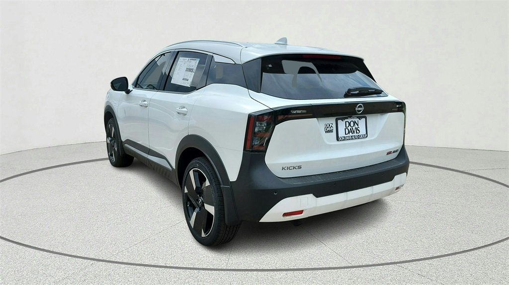 2025 Nissan Kicks