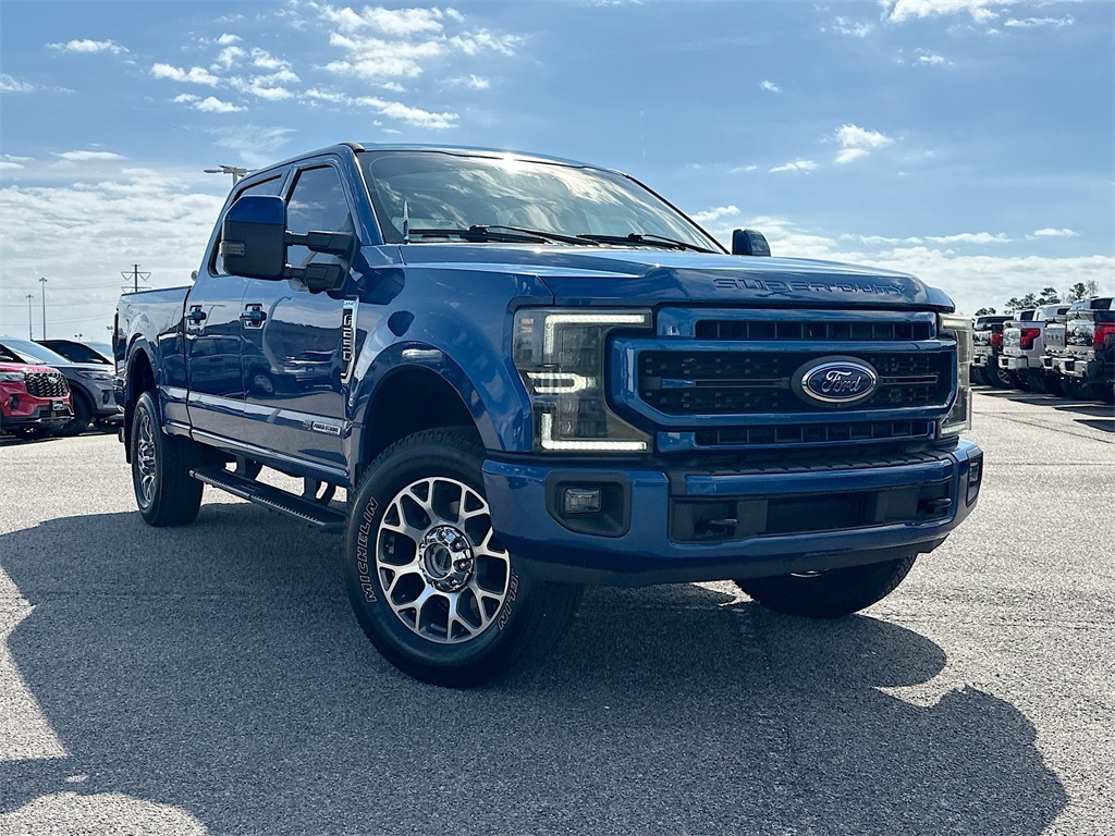 2022 Ford F-250 Super Duty Lariat Crew Cab 4WD