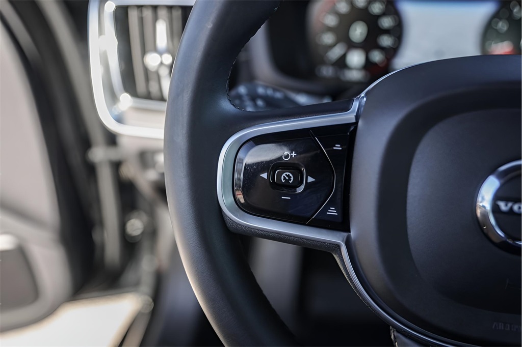 Used Car 2022 Volvo S60  B5 R-design For Sale Under $30,000 In Austin, Texas