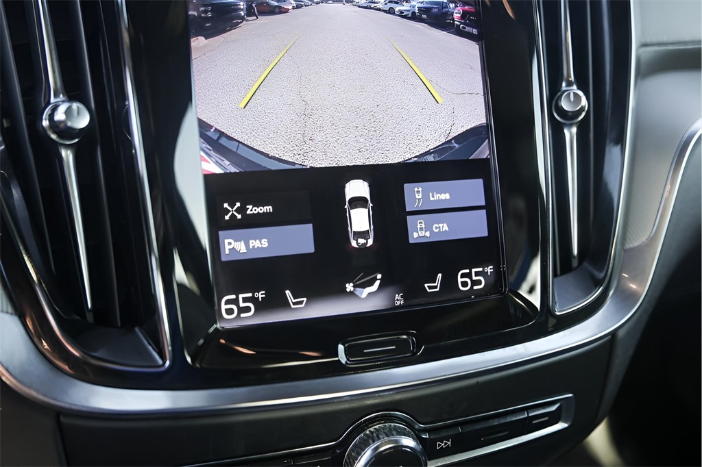 Used Car 2022 Volvo S60  B5 R-design For Sale Under $30,000 In Austin, Texas