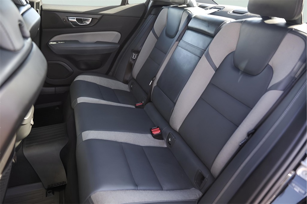 Used Car 2022 Volvo S60  B5 R-design For Sale Under $30,000 In Austin, Texas