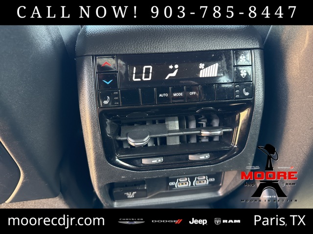 2024 Jeep Grand Cherokee Limited photo 3