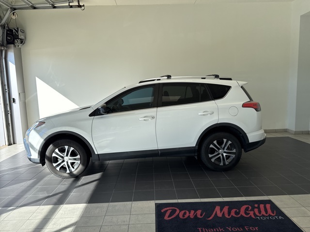 2016 Toyota RAV4 LE White at Emmons Autoplex