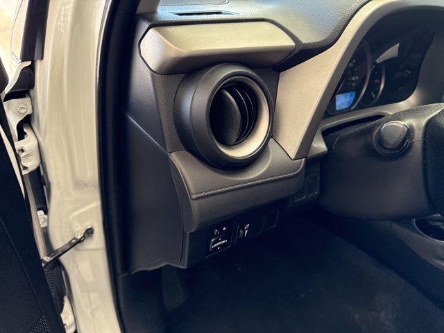 2016 Toyota RAV4 LE White at Emmons Autoplex