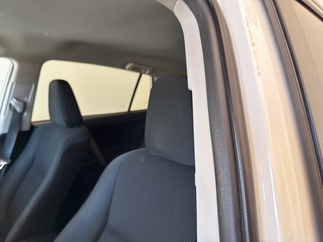 2016 Toyota RAV4 LE White at Emmons Autoplex
