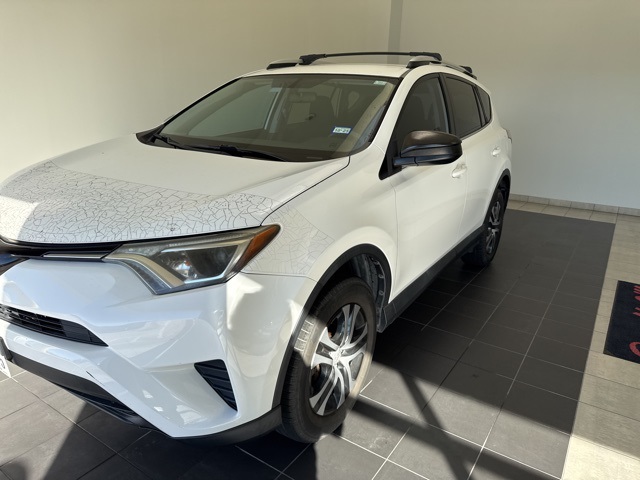 2016 Toyota RAV4 LE White at Emmons Autoplex