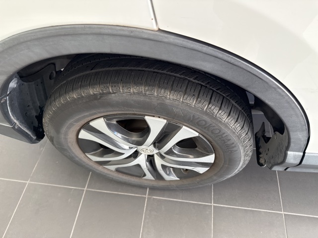 2016 Toyota RAV4 LE White at Emmons Autoplex