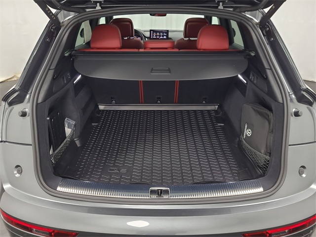 2024 – Audi – SQ5