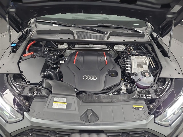 2024 – Audi – SQ5