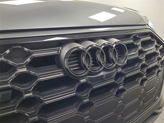 2024 – Audi – SQ5