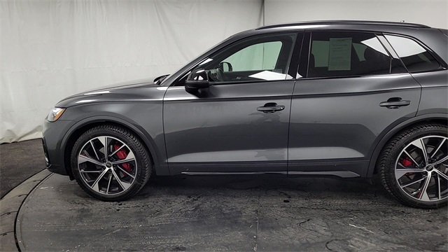 2024 – Audi – SQ5
