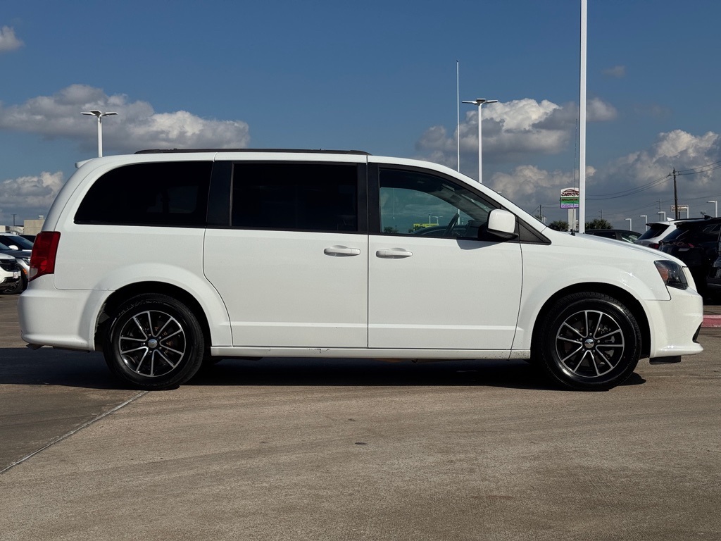2019 Dodge Grand Caravan GT White at Durrett Motor Company