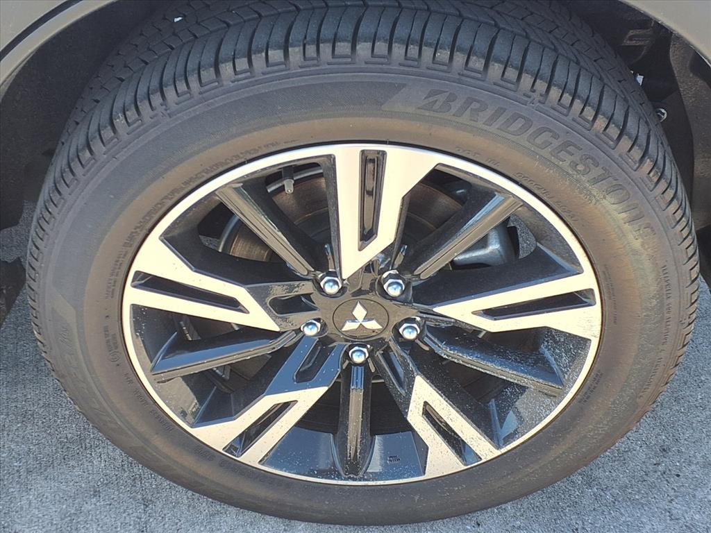 2024 Mitsubishi Eclipse Cross  Silver at Toyota of Victoria