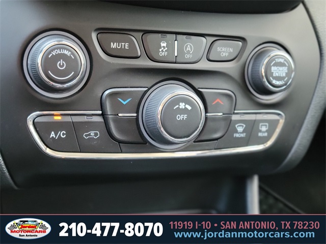 Used Car 2022 Jeep Cherokee  X For Sale Under $25,000 In San Antonio, Texas
