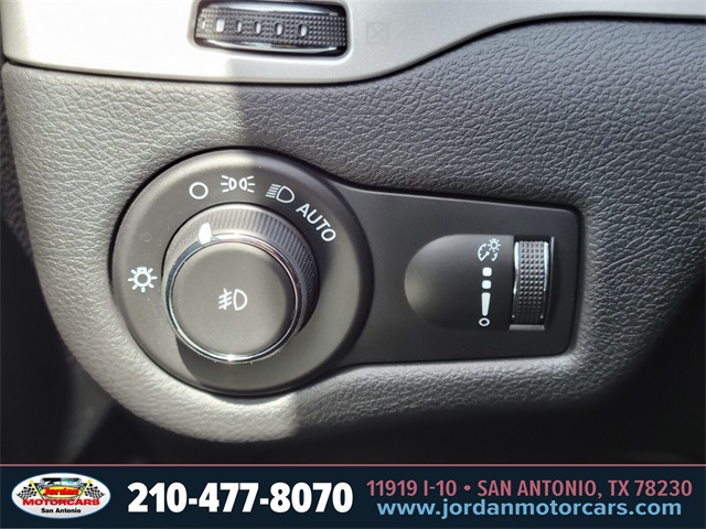 Used Car 2022 Jeep Cherokee  X For Sale Under $25,000 In San Antonio, Texas