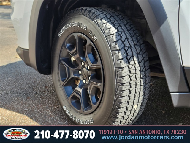 Used Car 2022 Jeep Cherokee  X For Sale Under $25,000 In San Antonio, Texas