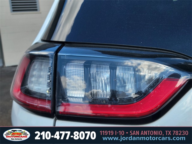 Used Car 2022 Jeep Cherokee  X For Sale Under $25,000 In San Antonio, Texas