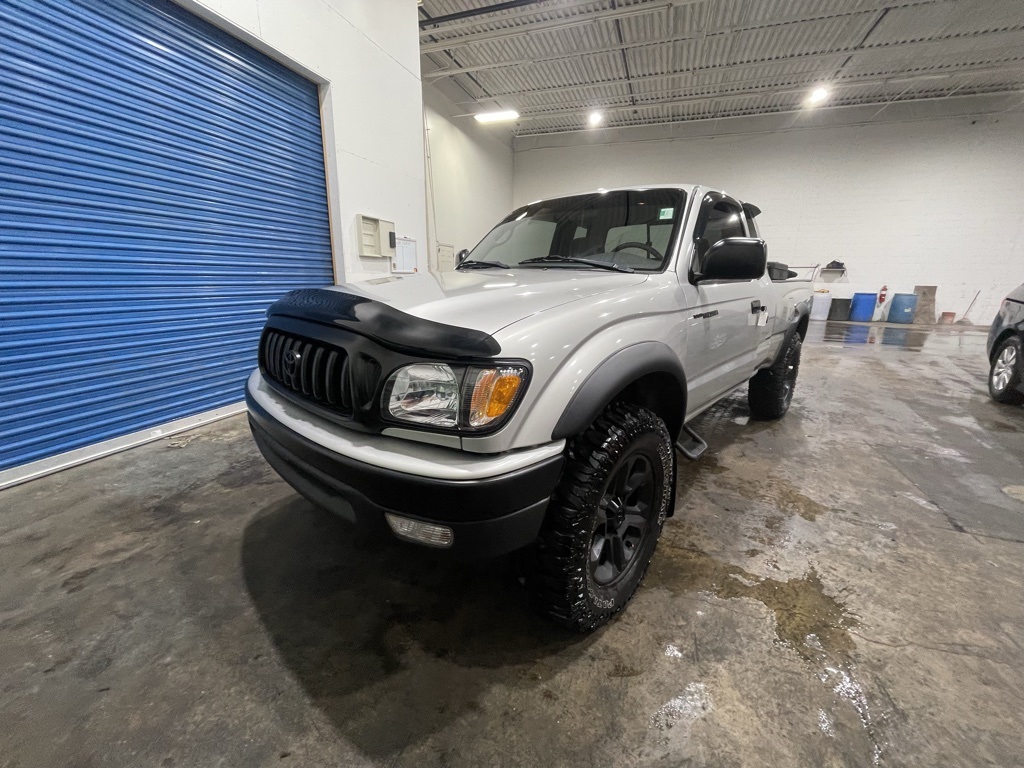 2003 Toyota Tacoma Base's photo