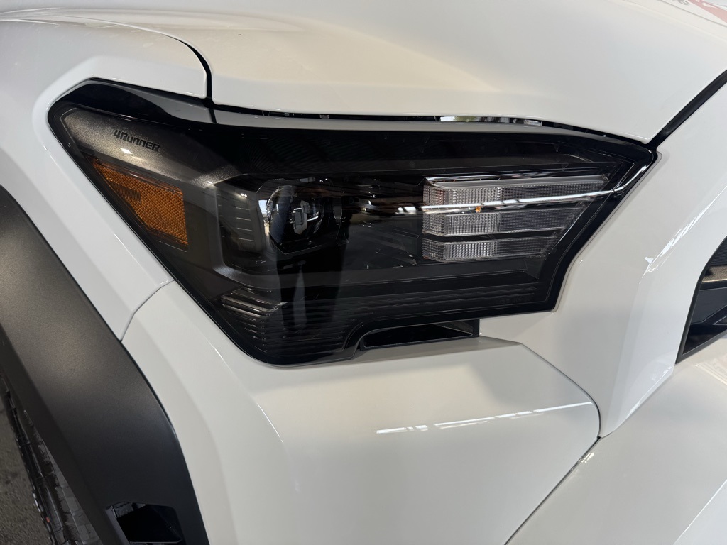 Thumbnail: 2026 Toyota 4Runner - 10