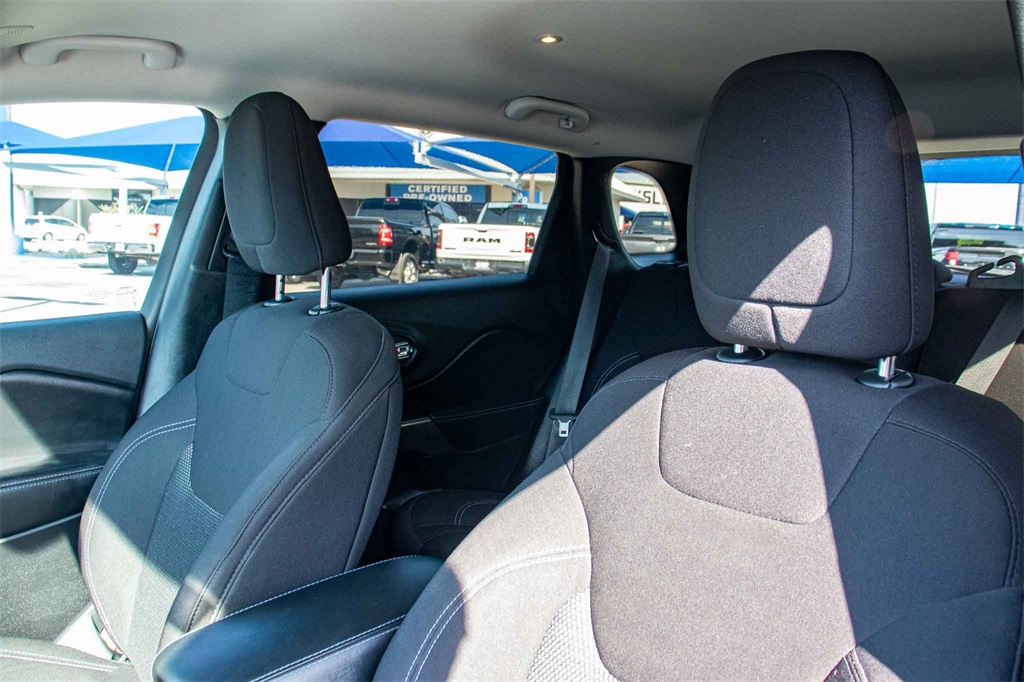 Used Car 2020 Jeep Cherokee  Latitude For Sale Under $20,000 In San Marcos, Texas