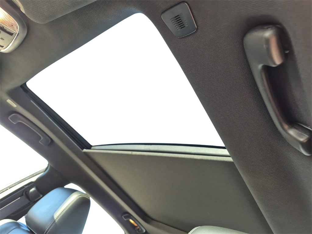 2022 Chrysler 300 S White at Toyota of Victoria