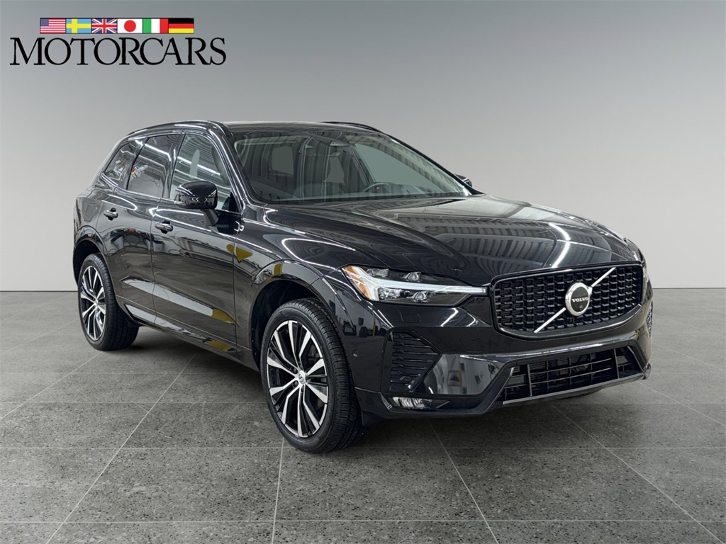 2023 Volvo XC60 B5 Plus Dark Theme AWD