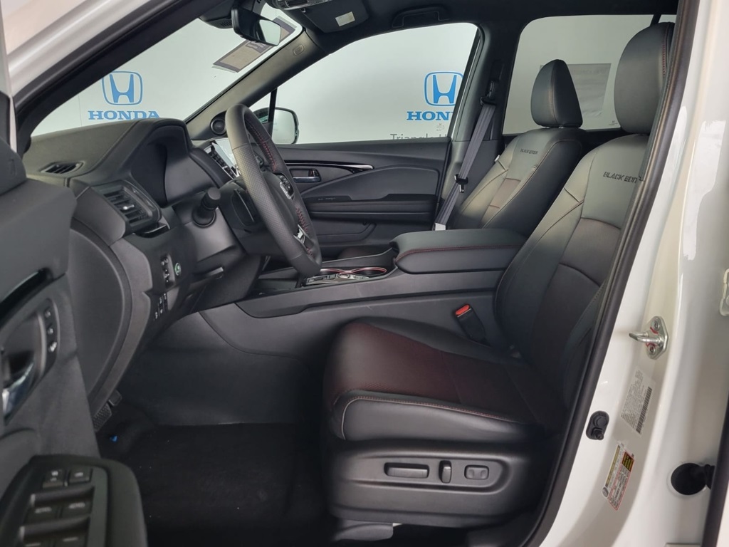 Thumbnail: 2026 Honda Ridgeline - 8