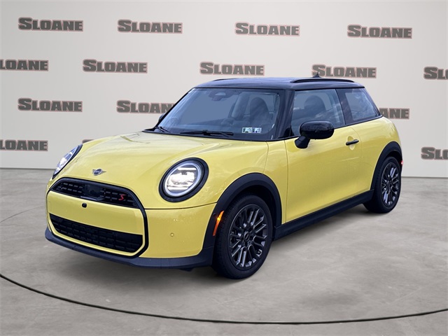 2025 MINI Cooper S Signature Trim 2-door Hatchback