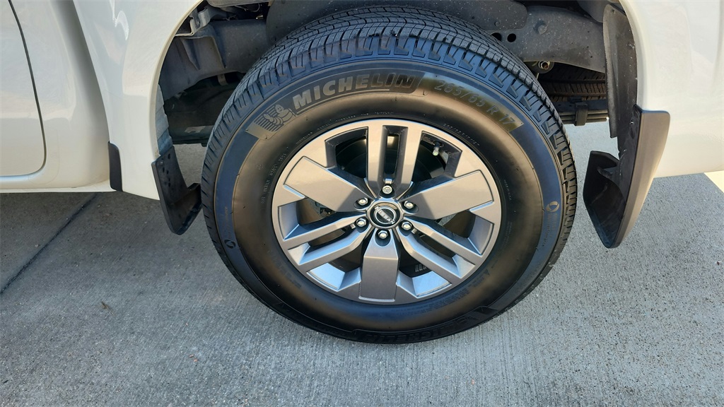 2025 Nissan Frontier