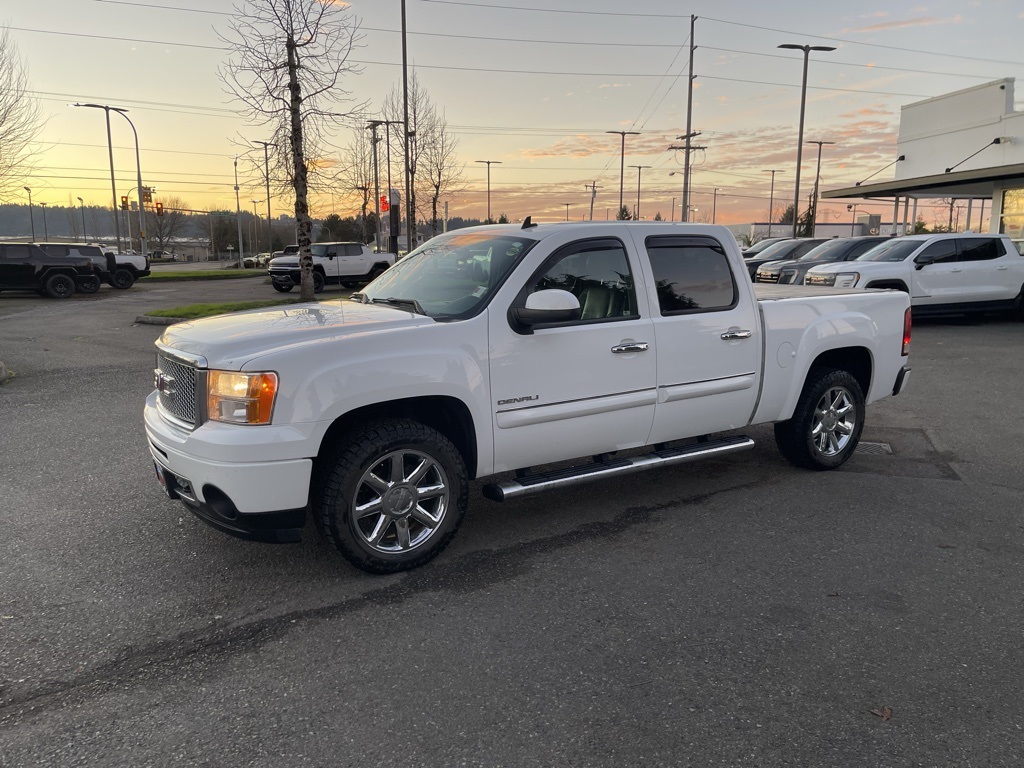 2010 GMC Sierra 1500 Denali Crew Cab 4WD