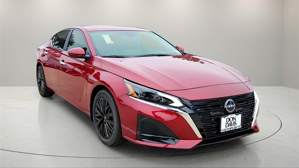 2025 Nissan Altima