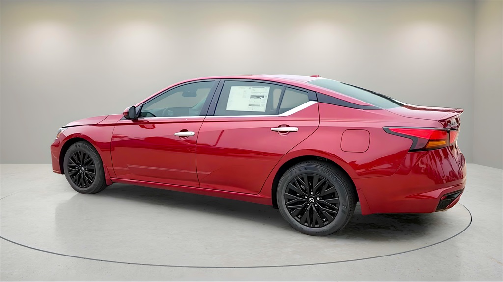 2025 Nissan Altima